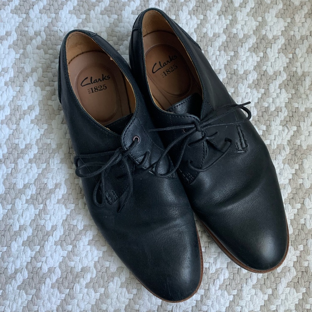 Black Cushion Plus Clarks 🖤